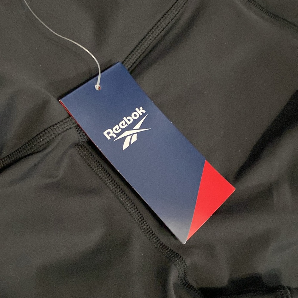 Reebok Black lux 3/4 tight leggings size 1X - Picture 5 of 9